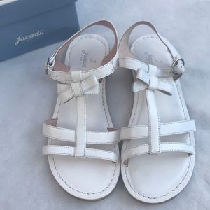 Jacardi girl’s sandals 💕🎀
